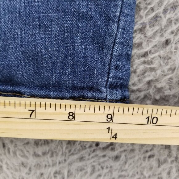 Levis Shorts Womens 32 Blue Stretch Denim Classic Bermuda Jorts - Picture 9 of 16